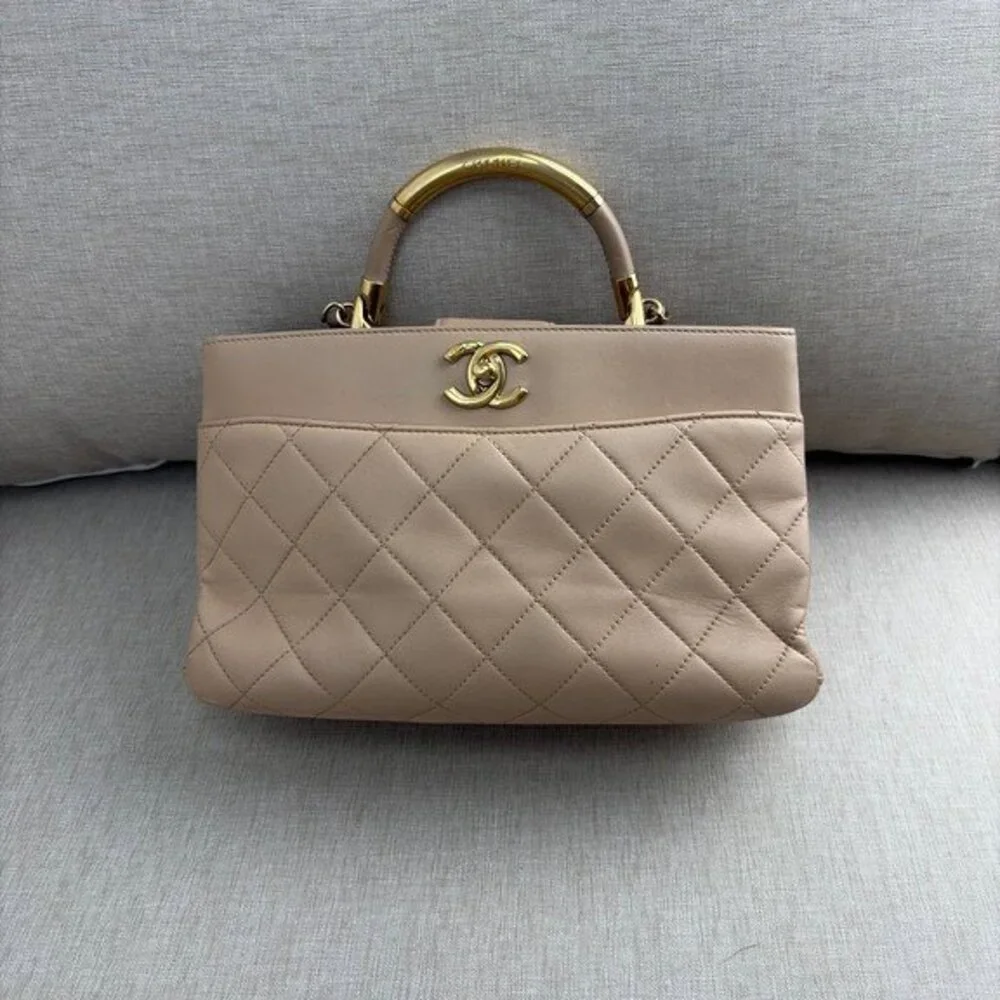 CHANEL Pink Aged Calfskin Reissue 224 Mini GHW